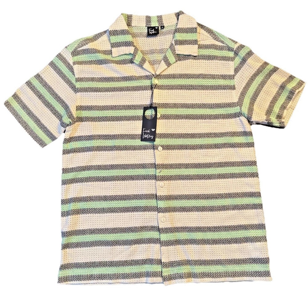 Fried Waters Short Sleeve Button Down Men Size S Vacation Wear